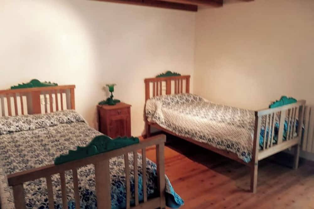 Preciosa Casa a 5 Minutos de Sierra de la Cebollera in Valdeavellano de Tera, Soria Province