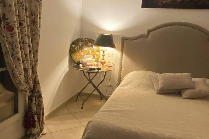 Chambre d’hôte pour 6 personnes, avec piscine à Mallemort - 4