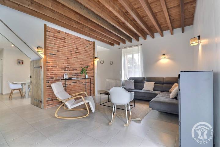 Gîte pour 8 personnes, avec jardin à Hédé-Bazouges - 3