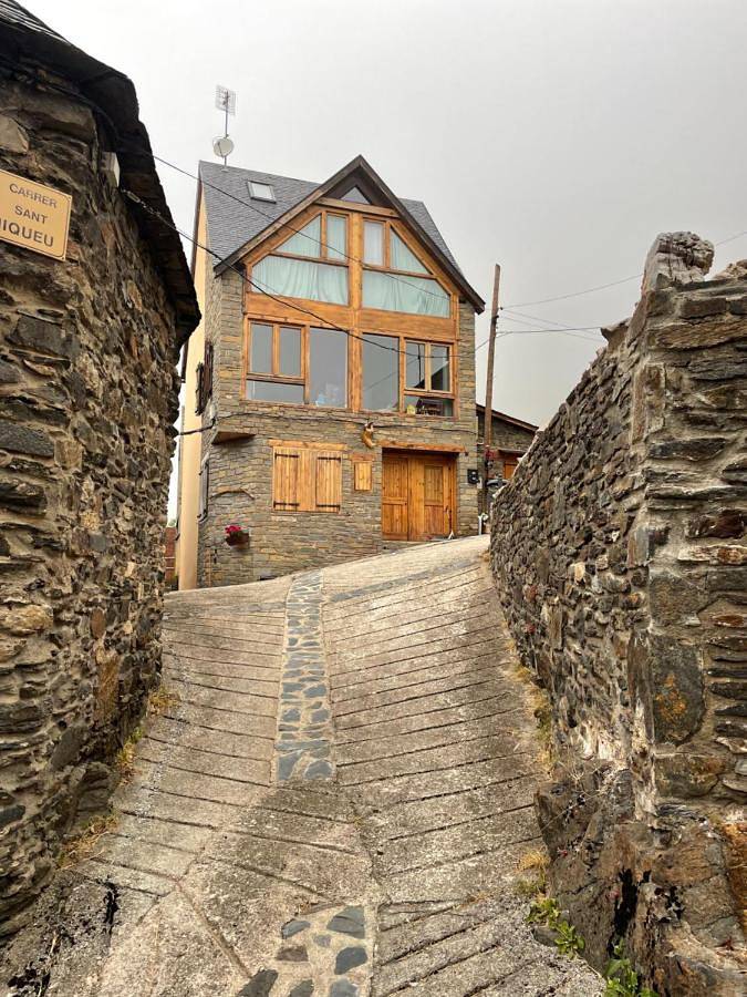 Gîte pour 5 personnes, avec vue à Vilamòs - 2