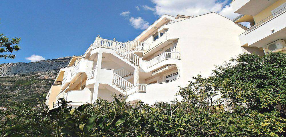 Ganze Ferienwohnung, Ferienwohnung mit Balkon in Strandnähe in Baska Voda, Makarska Riviera