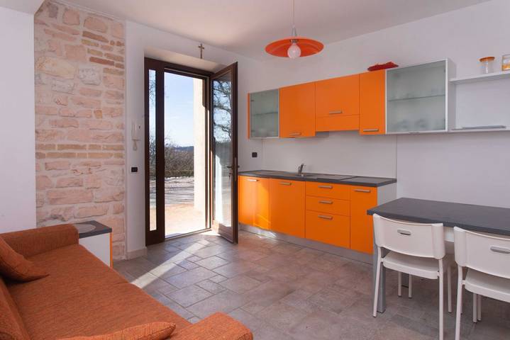Ganze Wohnung, Ferienwohnung für 4 Personen mit Garten in Monte Conero, Ancona