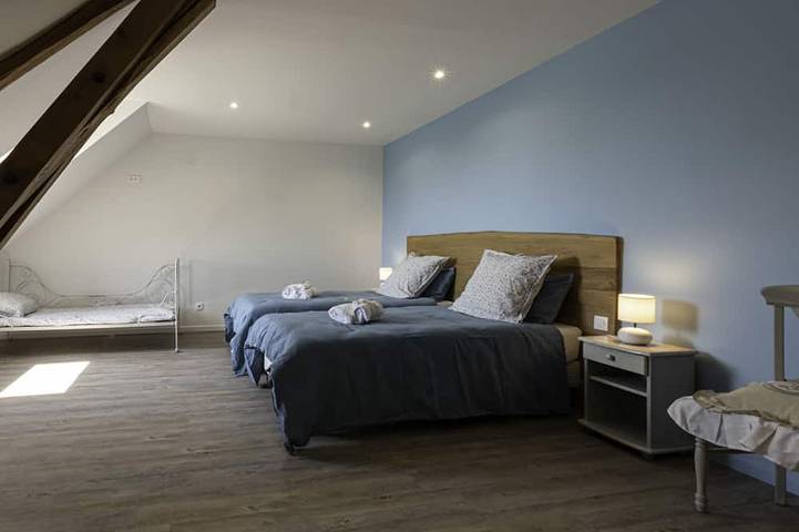 Gite de charme 4 étoiles, à la ferme en Champagne, Jacuzzi privatif in Châtillon-sur-Morin, Marne