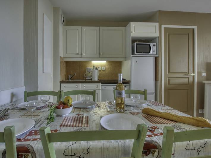 Gîte pour 5 personnes, avec bassin pour enfant ainsi que terrasse et jardin, animaux acceptés dans La Coudoulière - 4