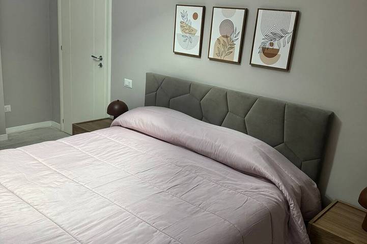 Bellissima stanza con ingresso indipendente e bagno privato. Massima privacy. in Crotone, Provincia di Crotone