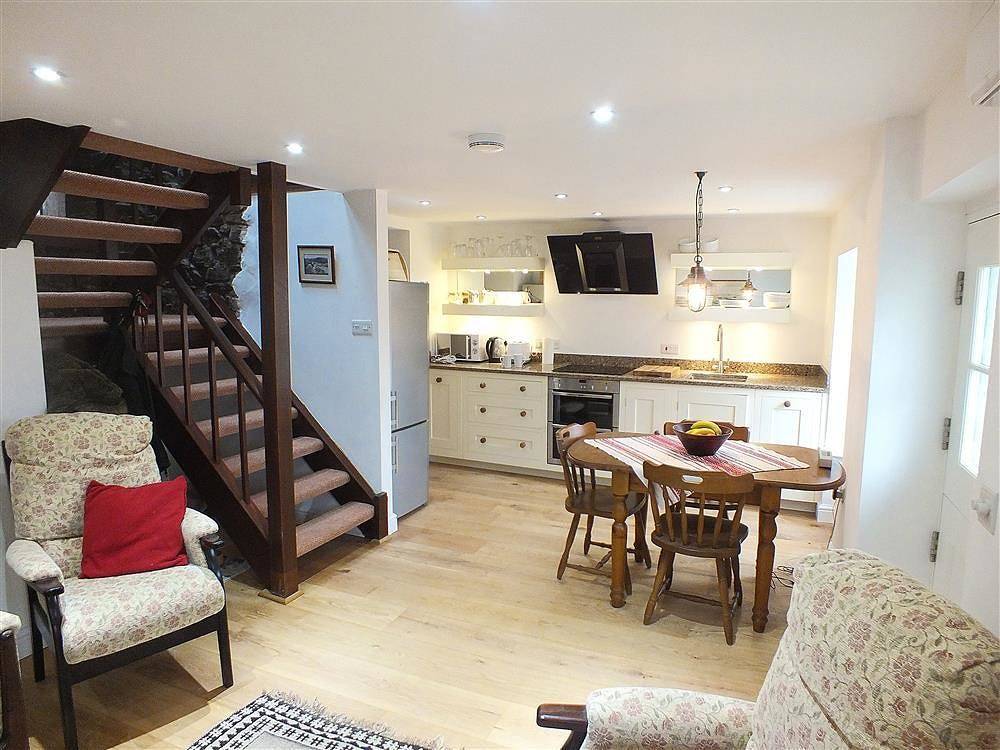 Beach Cottage in Little Haven, Pembrokeshire
