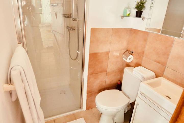 Gîte pour 6 personnes dans Office De Tourisme Des Monts De L Espinouse - 3