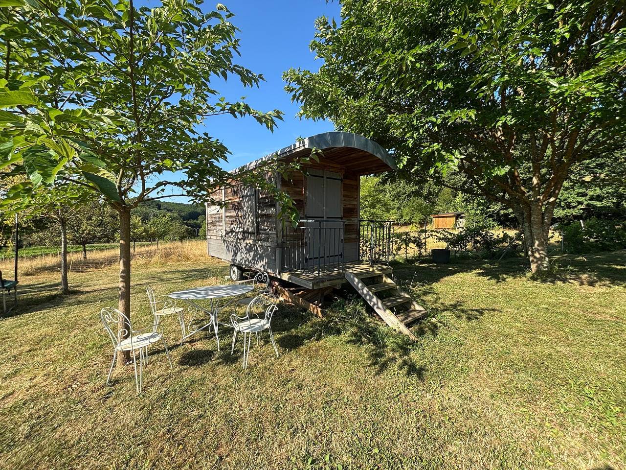 Casa de vacaciones «Maison Vacances Massignieu» con vistas a la montaña, piscina privada y Wi-Fi in Massignieu-de-Rives, Belley