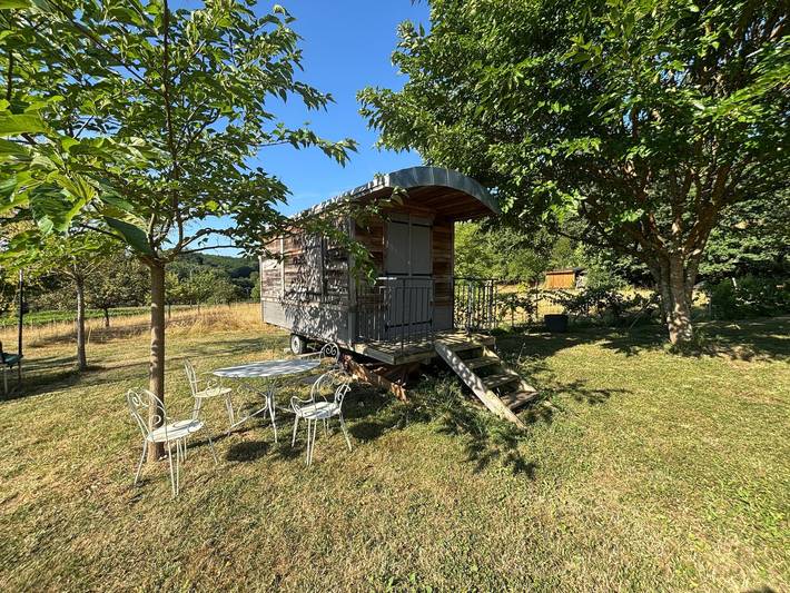 Casa de vacaciones «Maison Vacances Massignieu» con vistas a la montaña, piscina privada y Wi-Fi in Massignieu-de-Rives, Belley