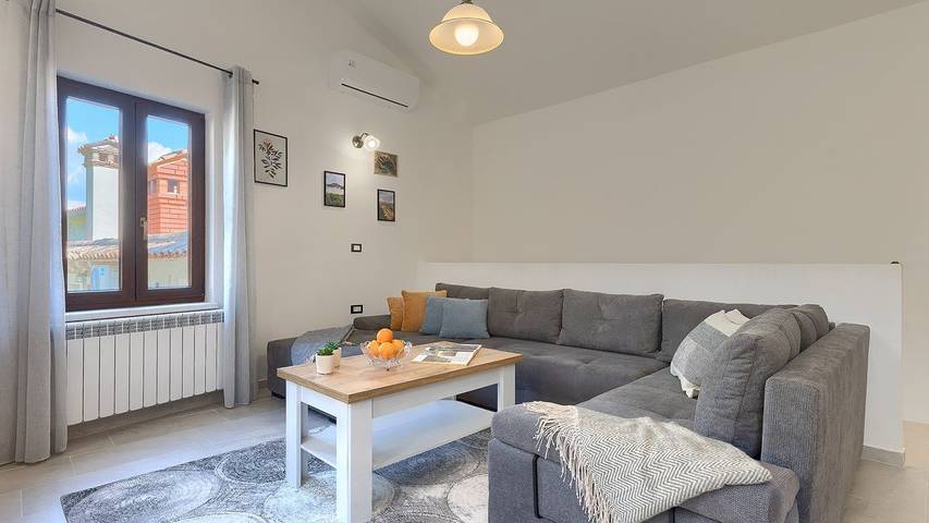Villa für 8 Personen, mit Pool und Terrasse sowie Garten - 1