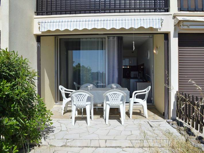 Gîte pour 4 personnes, avec Terrasse et Piscine dans Saint Pierre la Mer