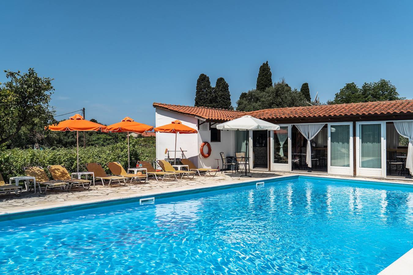 Entire studio, Loft Apartment 'Marketos Studio 2' with Mountain View, Wi-Fi and Air Conditioning in Kefalonia
