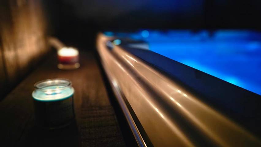 Gîte pour 4 personnes, avec terrasse ainsi que piscine et jacuzzi, animaux acceptés dans Desingy