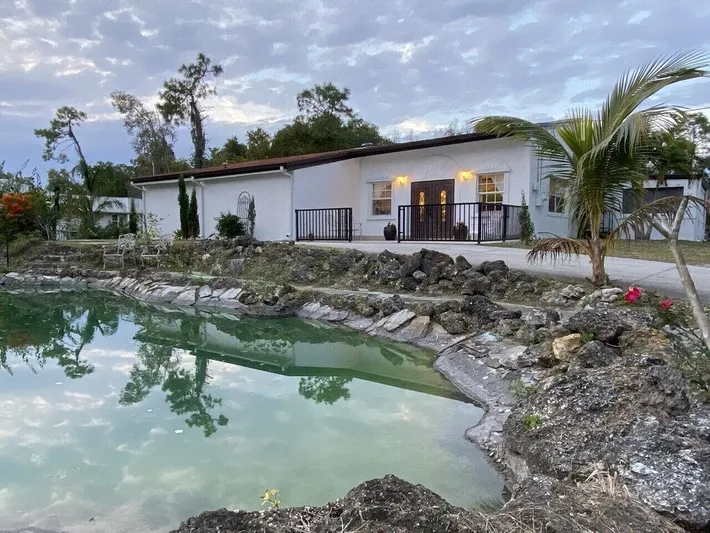 Vacation apartment for 2 people, with yard - 1