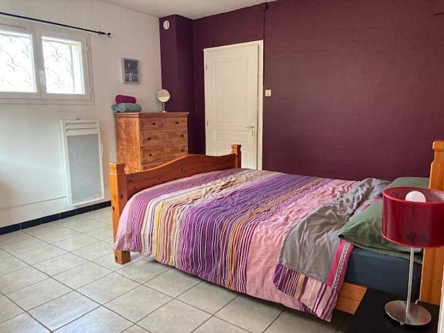 Gîte pour 5 personnes, avec jardin à Chavanoz - 3