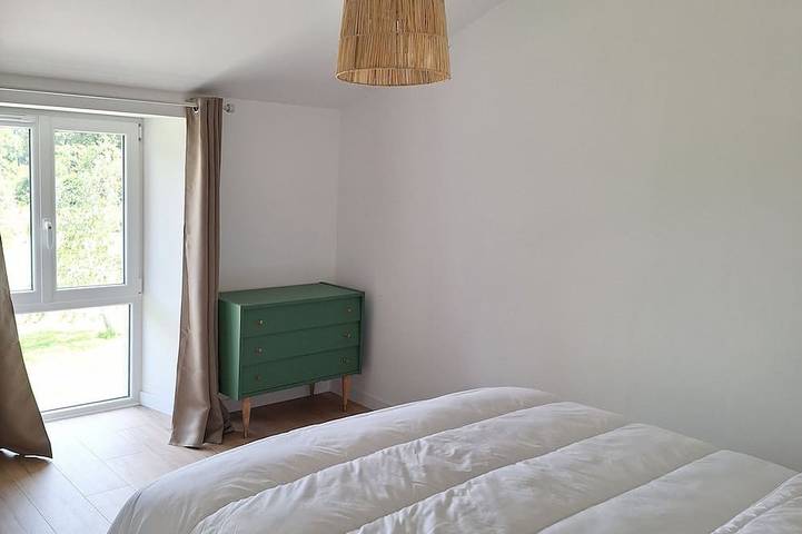 Gîte pour 8 personnes, avec jardin à La Petite-Boissière - 4