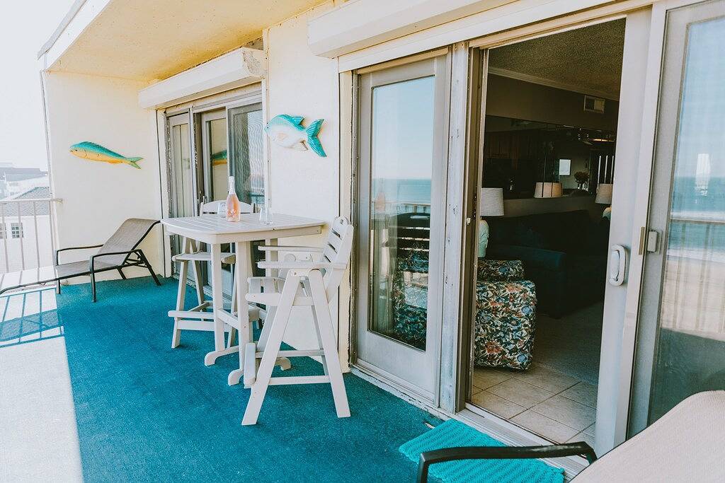 Ganze Wohnung, Beautiful Pup - Friendly Beachfront - Top Floor End Unit with Spectacular Views! in Nags Head, Dare County