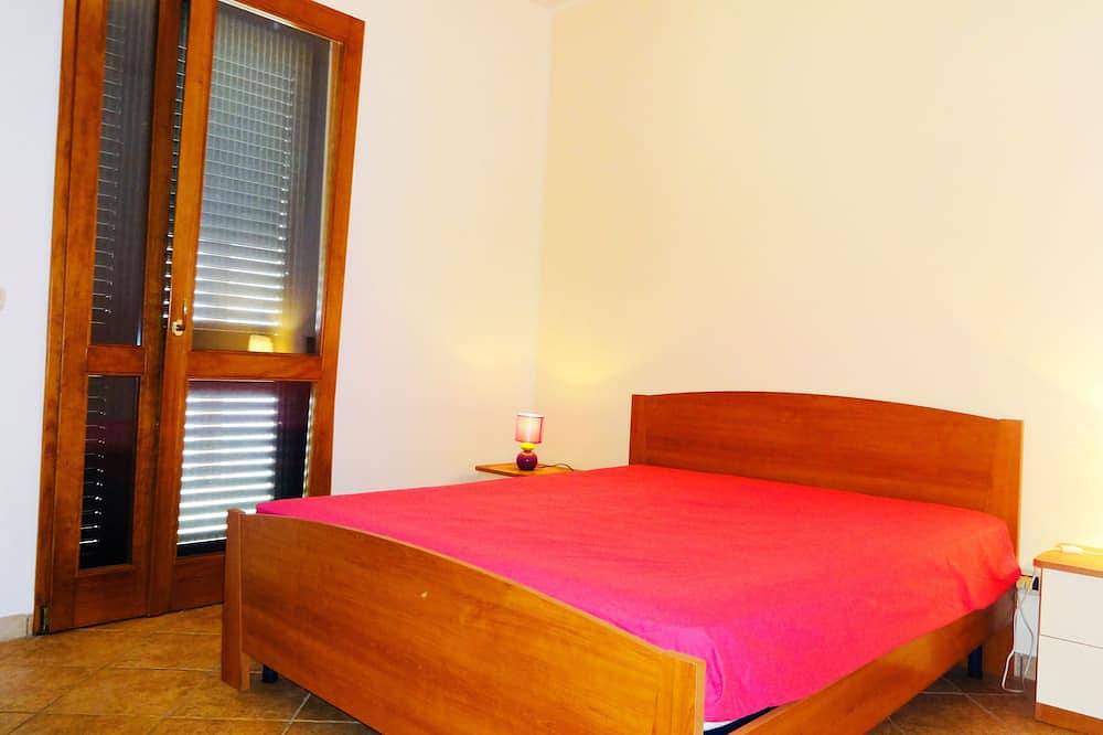 Entire apartment, Vacation House ground floor 300mt. sand Nuvola Uno in Lido Marini, Gulf of Taranto