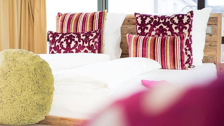 Hotel für 3 Personen, mit Terrasse und Garten in Bad Cannstatt - 2