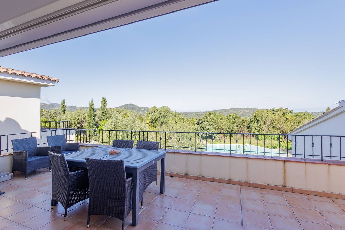 Ganze Wohnung, Ferienwohnung für 6 Personen mit Terrasse in Belgodère, Calvi und Umgebung