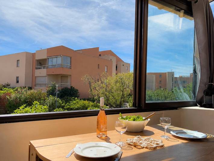 Gîte pour 2 personnes, avec terrasse dans Plage de l'Argentière