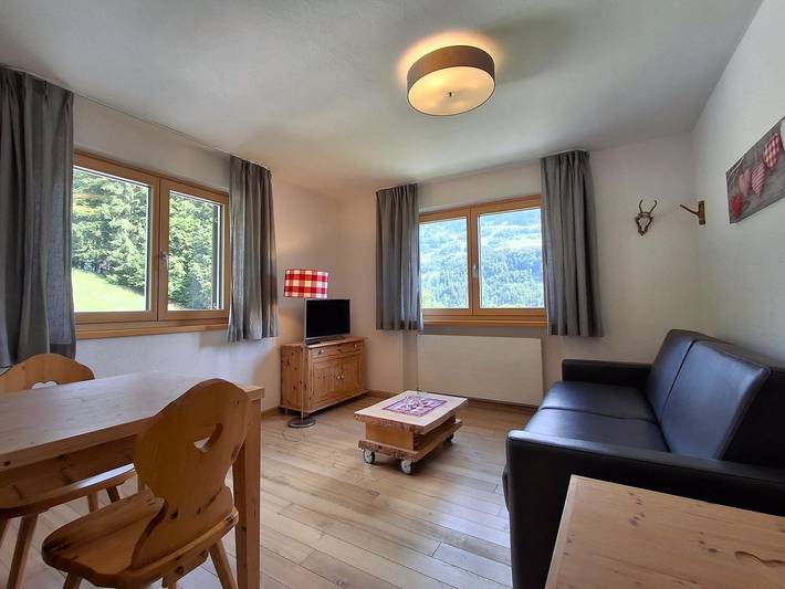 Ferienwohnung für 4 Personen, mit Balkon und Ausblick in Tschagguns