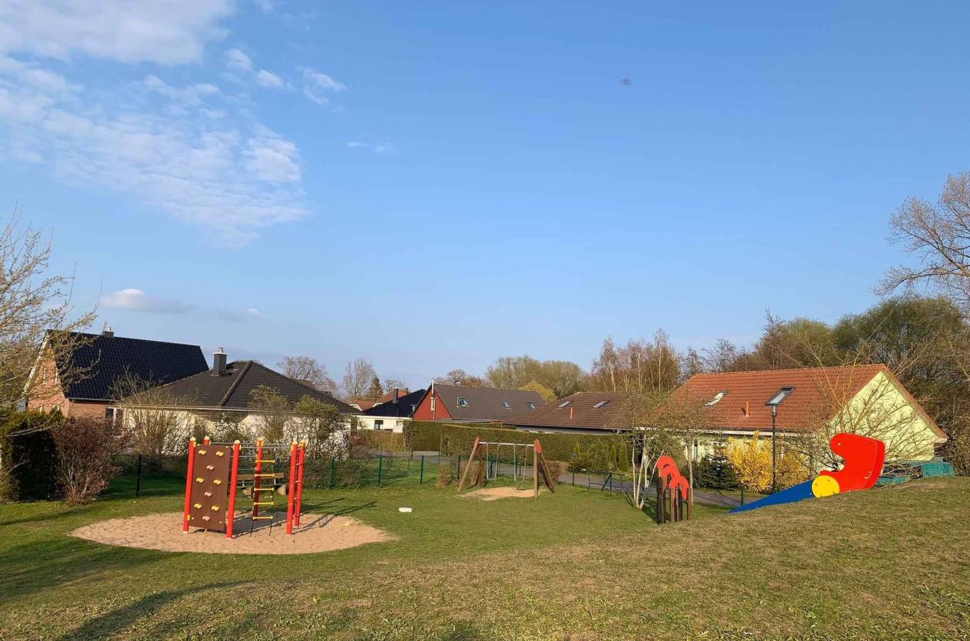 Ganze Ferienwohnung, Ferienwohnung mit Garten, direkt im Kranichrastgebiet  in Klausdorf, Stralsund Umland
