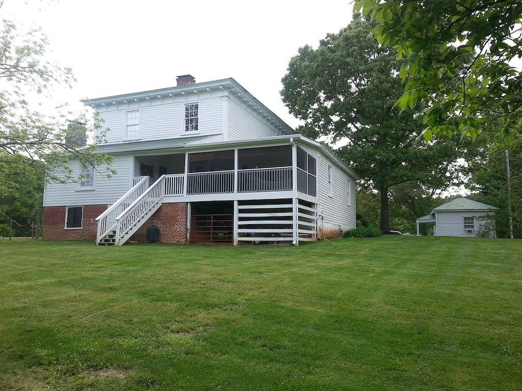 1865 Plantagenhaus in der Nähe des Lake Gaston! in Lake Gaston