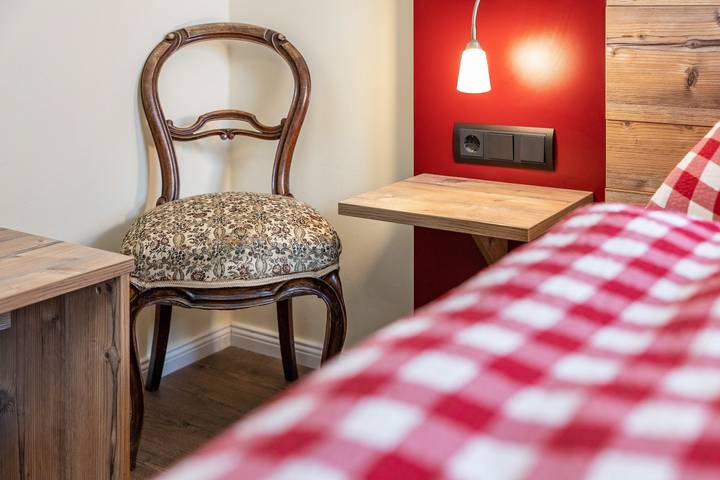 Ganze Wohnung, Ferienwohnung 'Komfort Römersberger - 4' mit Wi-Fi in Vogtareuth, Landkreis Rosenheim