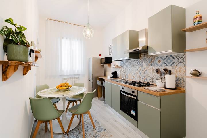 Casa Vacanze 'Casa Margherita' con Terrazza Privata, Wi-Fi e Aria Condizionata in Matino, Golfo di Taranto
