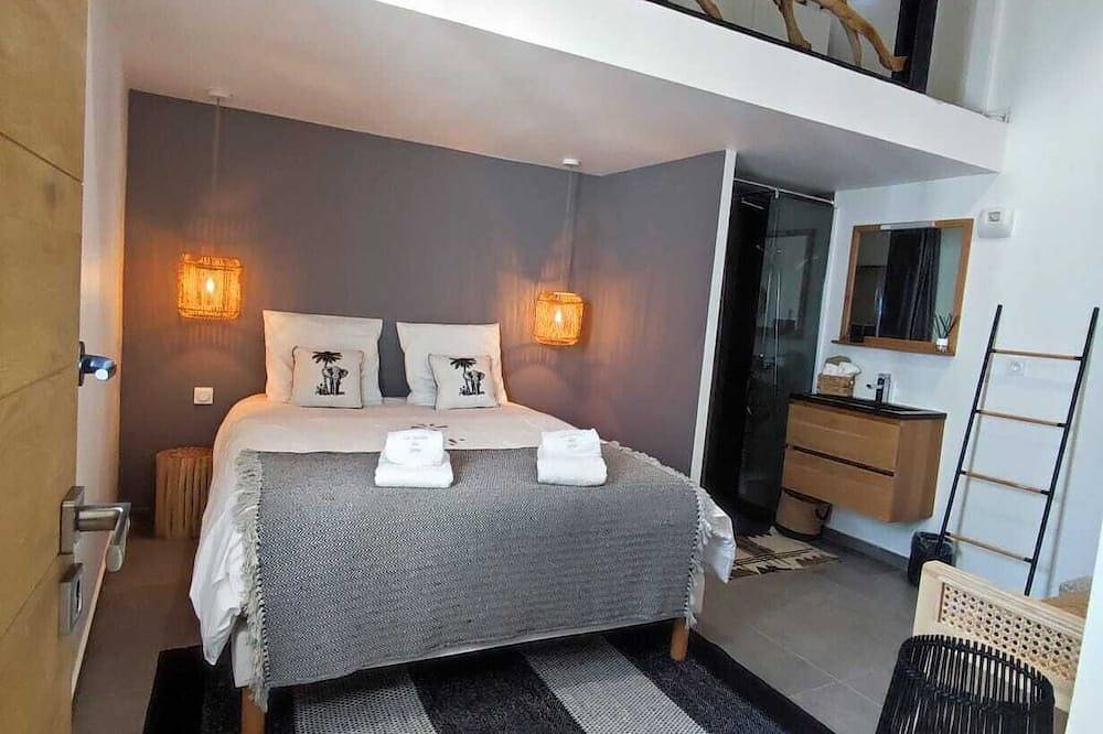Villa Lomy - Maison de caractère - Bord de mer Bandol - Classée 5* in Bandol, Côte méditerranéenne (France)
