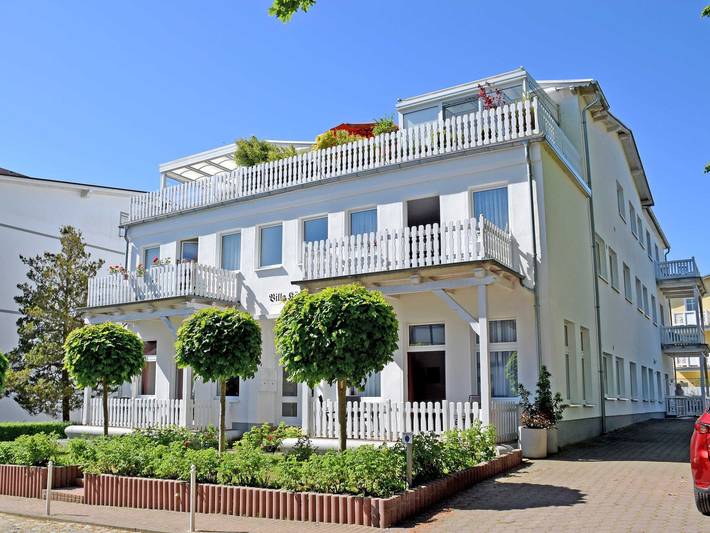Ferienwohnung für 5 Personen, mit Terrasse und Seeblick in Göhren