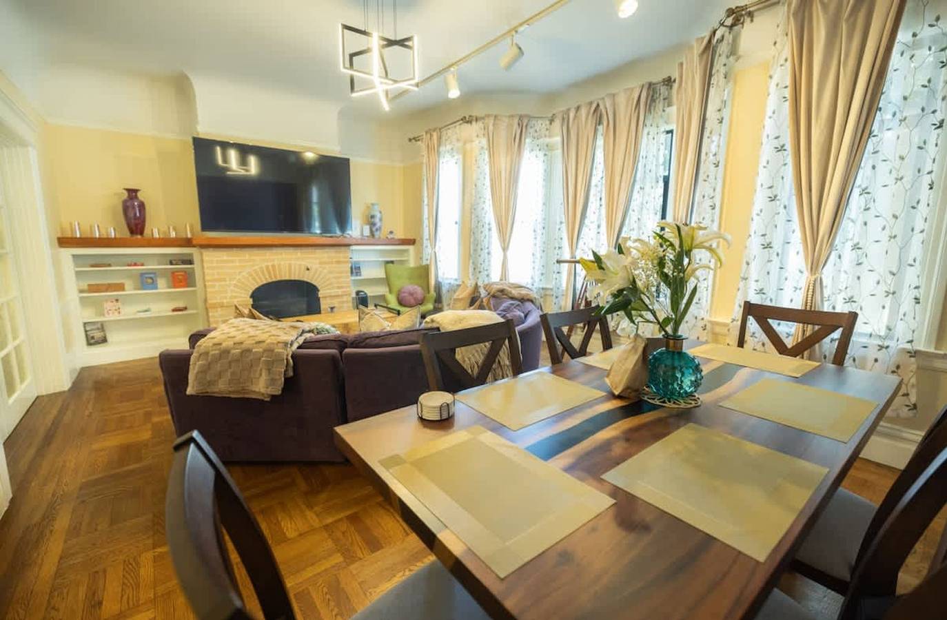 Enjoy a Golden Gate view in your 3Bd Nob Hill home in San Francisco, Nordkalifornien