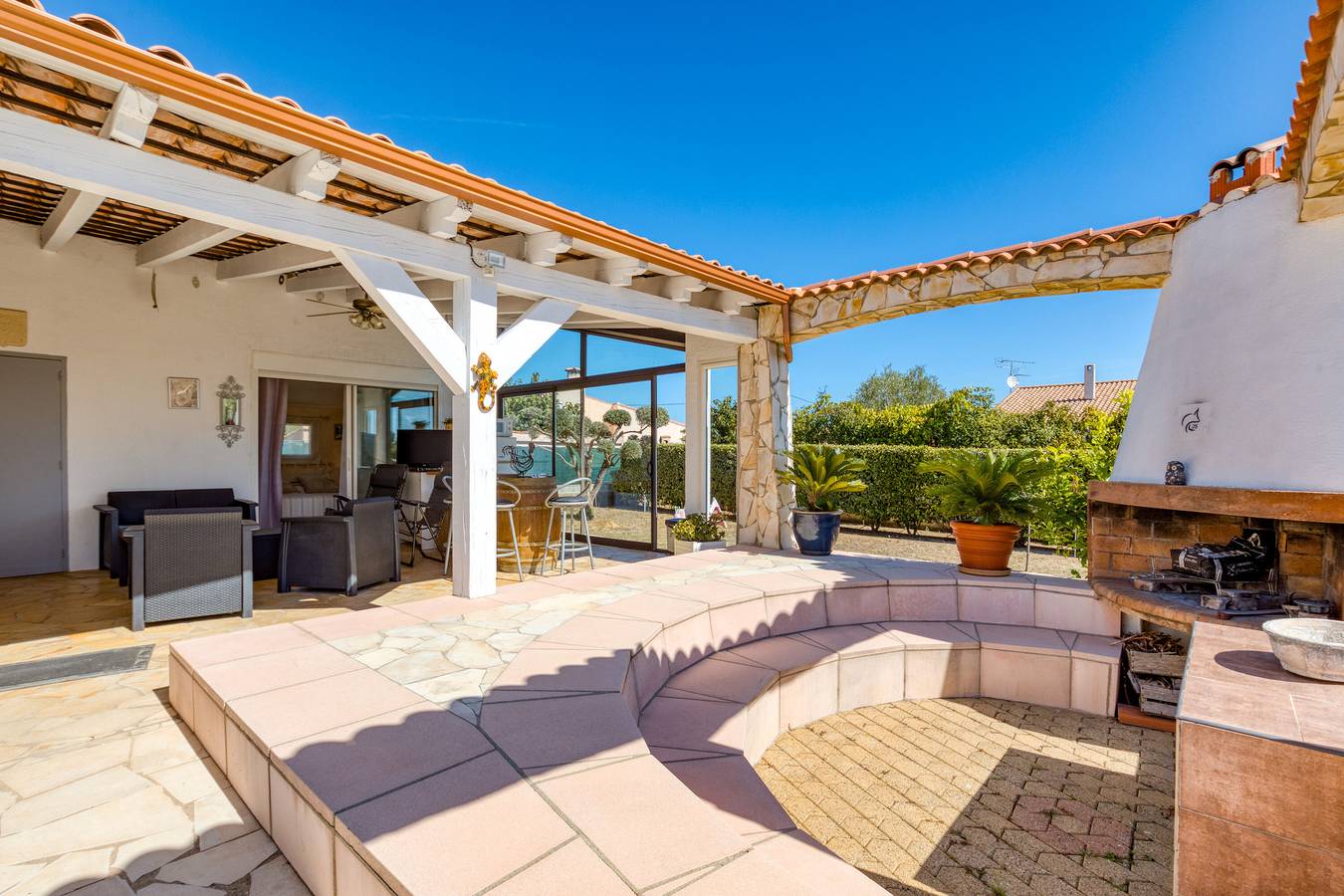 Chambre d'hôtes 'Chez Gaston' avec piscine privée, Wi-Fi et climatisation in Saint-Drézéry, Région de Montpellier