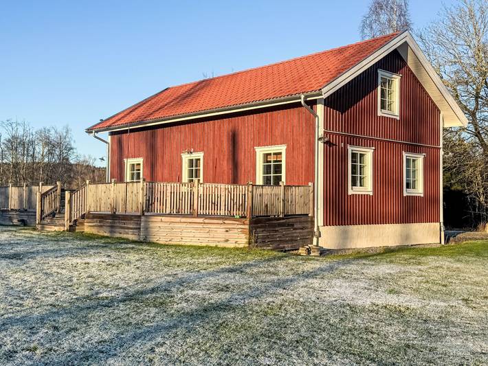 Ferienhaus für 8 Personen, mit Garten und Terrasse in Dalsland
