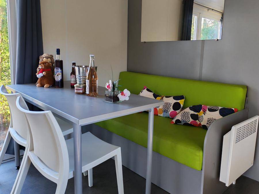 Camping la Marmotte - Mobilhome 4 personnes - Mobil home O Hara 854 Life pour personne à mobilité réduite in La Bourboule, Parc naturel régional des Volcans d'Auvergne