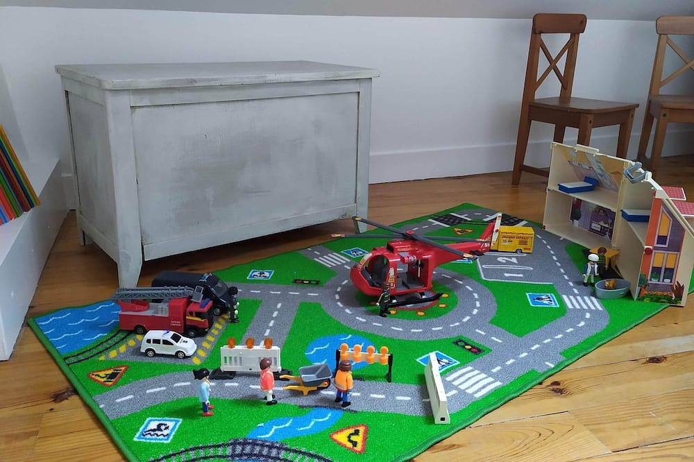 L' Essentiel Maison de Ville Proche de Disneyland Paris in Chessy, Seine-et-Marne