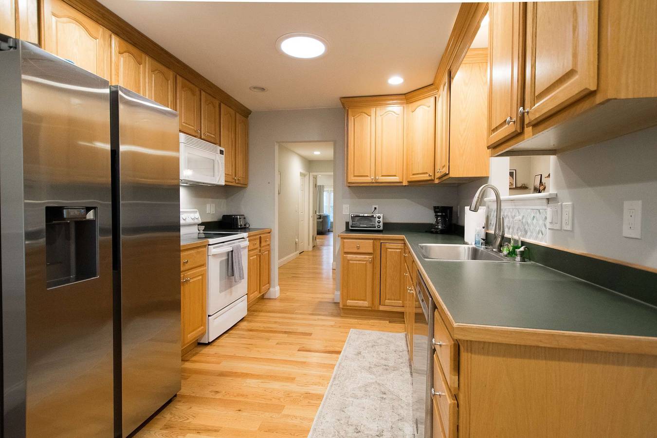 Spacious 4Br Retreat w Free Tix Fire Pit Grill in Blue Ridge Parkway, Buncombe County