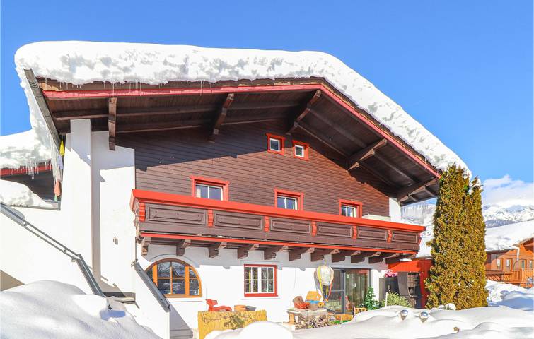 Appartement de vacances entier, Charmant appartement avec terrasse, Wi-Fi et parking près de la Saalach in Loferer und Leoganger Steinberge, Saalfelden am Steinernen Meer