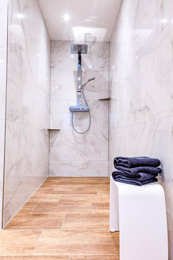 Ferienwohnung für 6 Personen, mit Garten und Ausblick in Kirchberg im Wald - 4