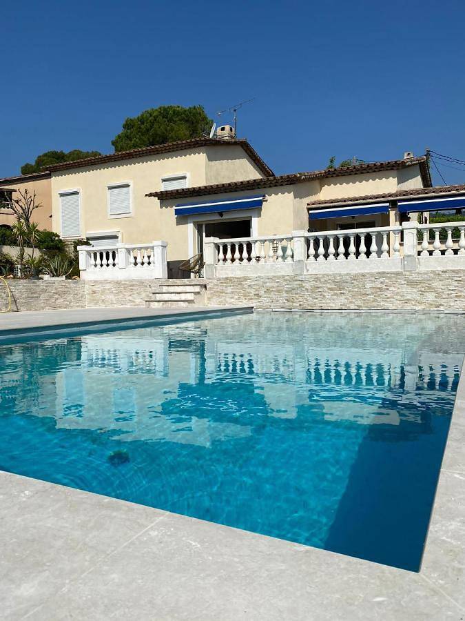 Villa pour 8 personnes, avec piscine et terrasse à Peymeinade - 2