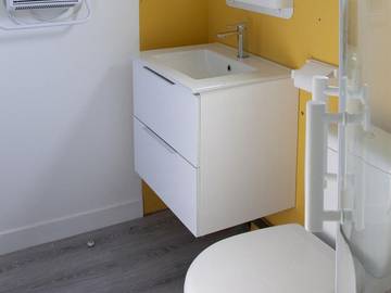 Chalet pour 6 Personnes dans Avesnes-sur-Helpe, Département Nord, Photo 3
