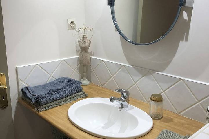 Gîte pour 4 personnes dans Saint-Énogat - 3