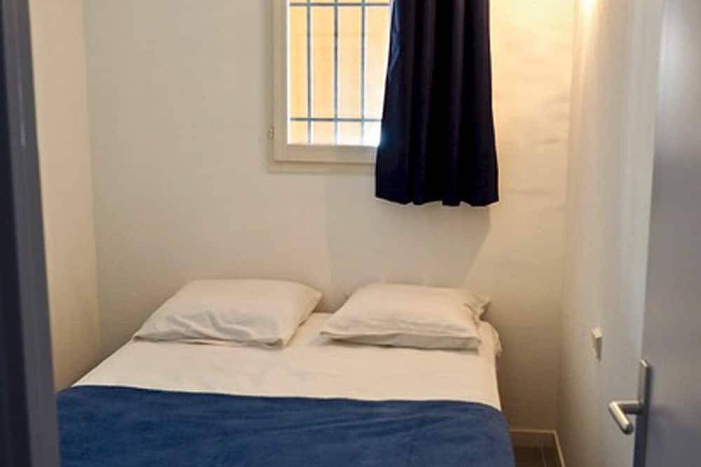 Entire apartment, Apartment 50 m from the beach. in Port Cogolin, Gassin