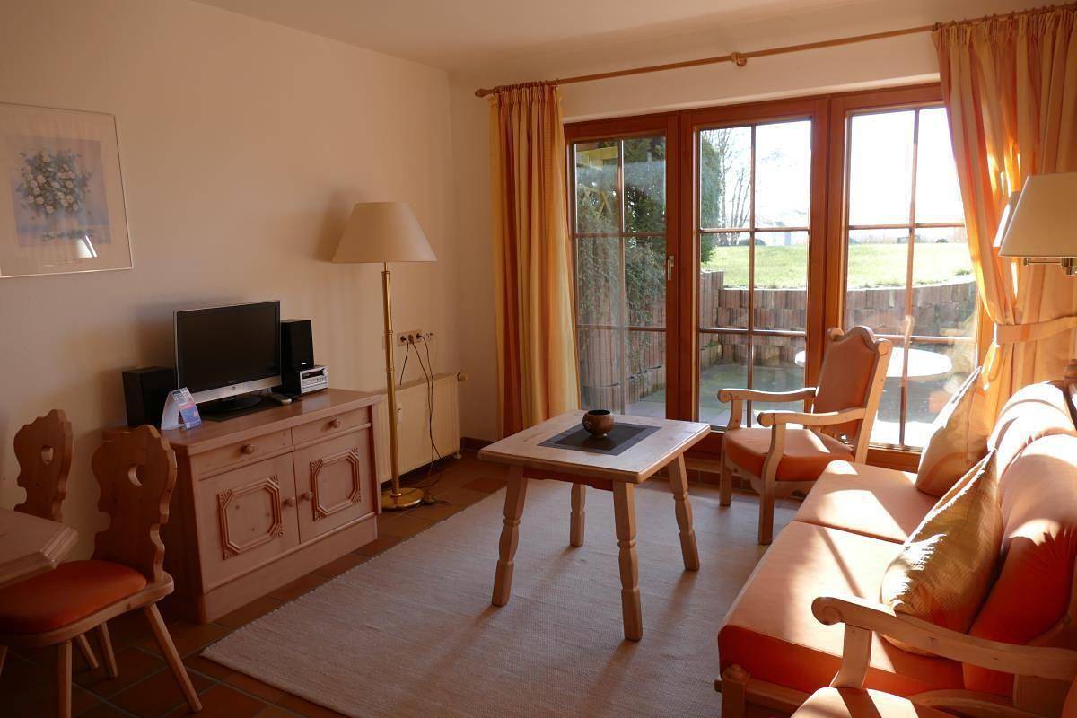 Ganze Ferienwohnung, Landhaus am See App. 2 in Pönitzer See, Scharbeutz