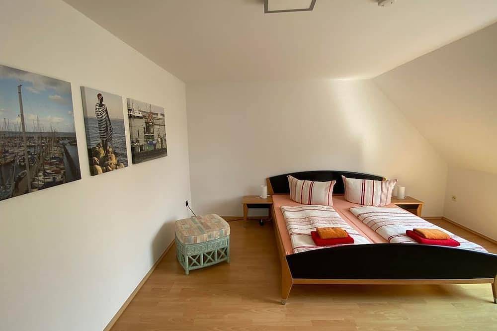 Ganze Wohnung, Ferienwohnung Bandt - Appartement/Fewo, Dusche, Wc in Kieler Förde, Strande