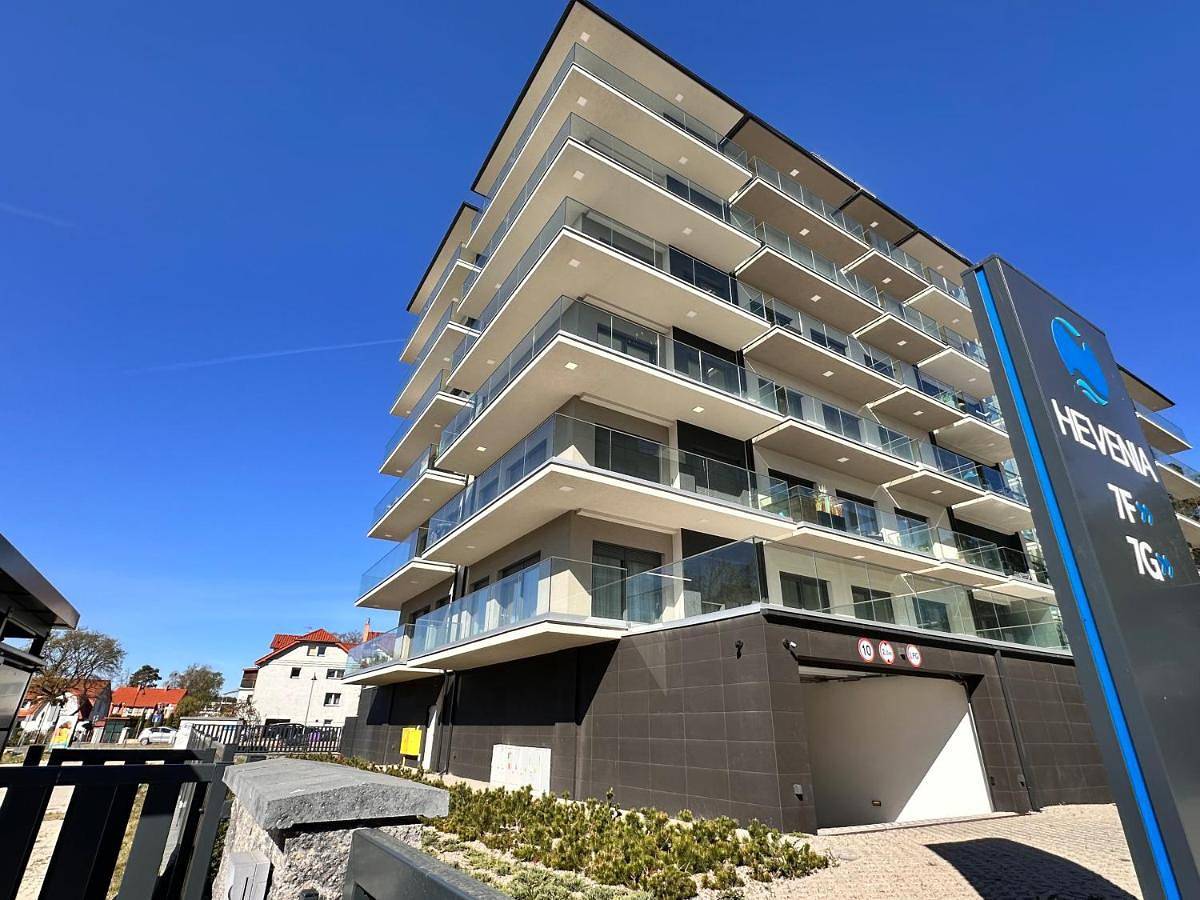 Ganze Wohnung, Hevenia Apartament 75 z bocznym widokiem na morze in Mrzeżyno, Powiat gryficki