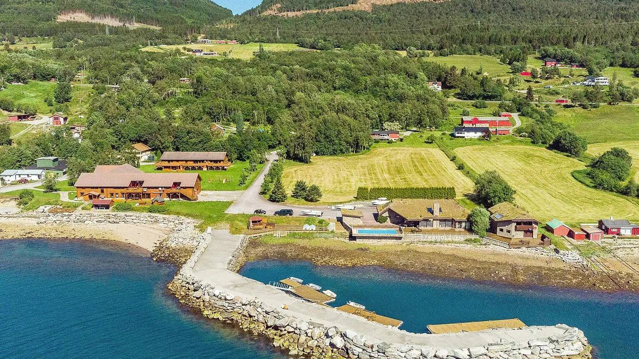 Ferienhaus für 15 Personen (440 m²) in Eidsvåg in Nesset, Nördliches Fjordnorwegen