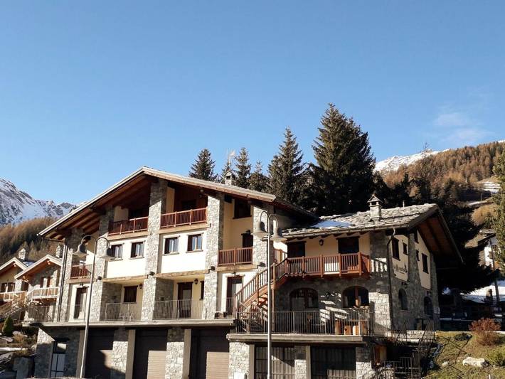 Appartamento per 5 persone, con Terrazza e Giardino a Ayas