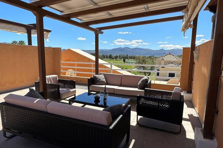 Chalet für 6 Personen, mit Balkon und Garten sowie Pool in Oliva